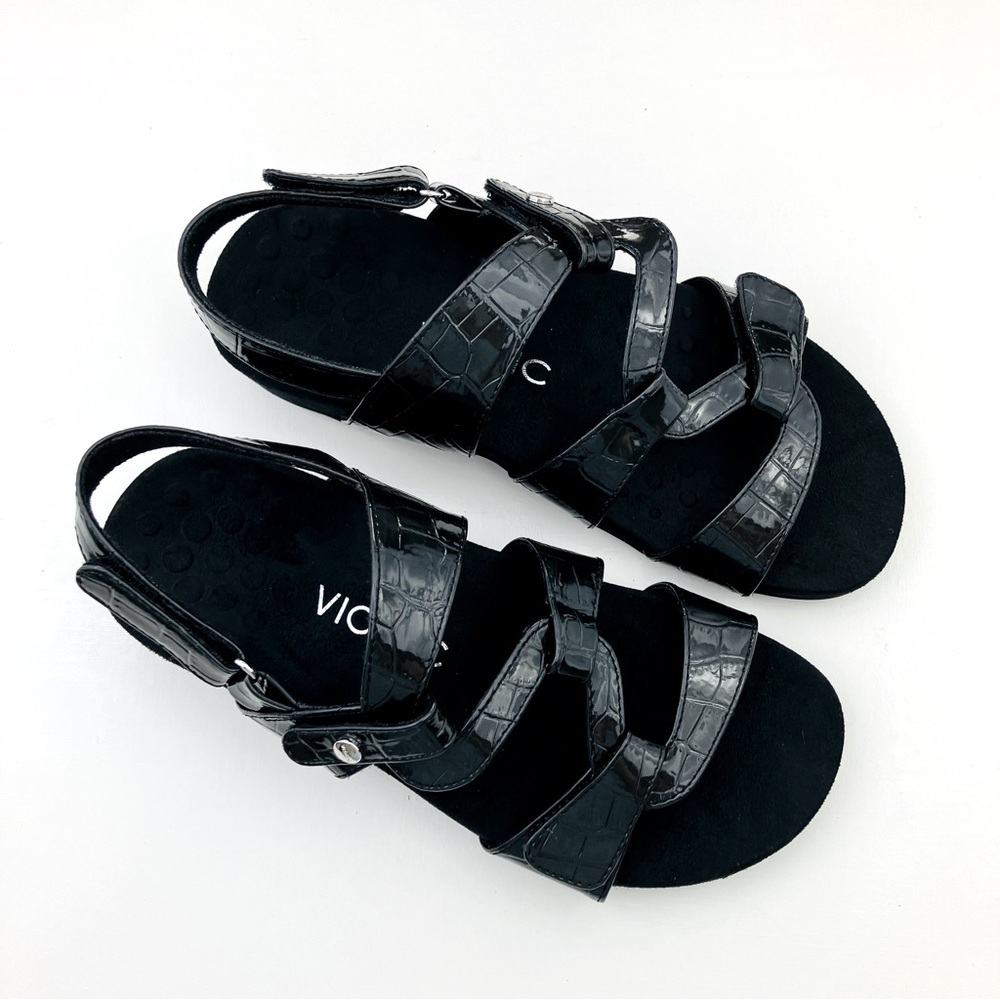 Vionic Paro Embossed Sandals - Picture 3 of 7